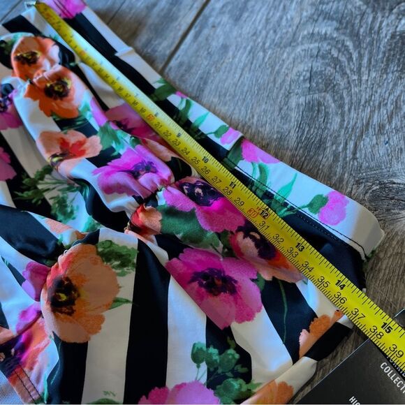 Torrid Floral Striped Bikini Bottoms size medium - Picture 3 of 11
